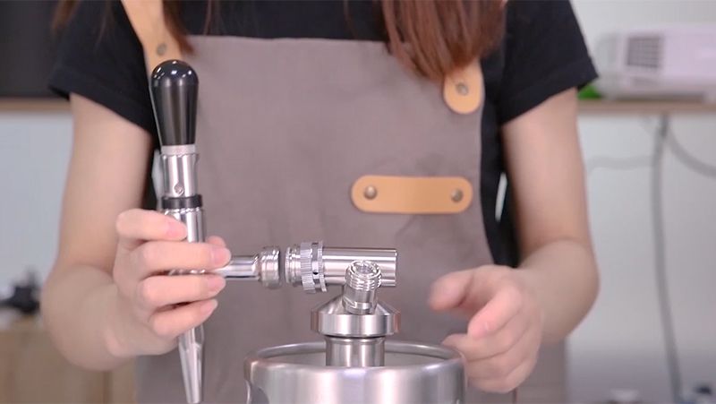 Кофеварка Nitro